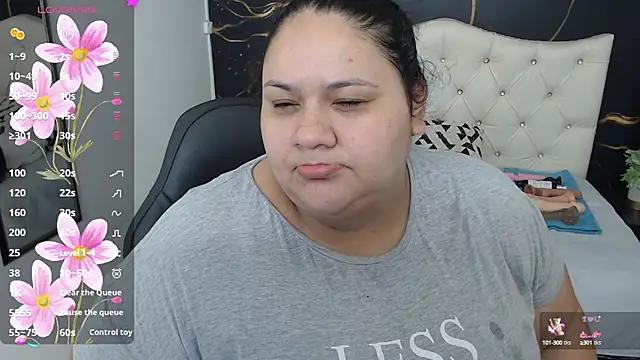 Aaliyah11 from StripChat