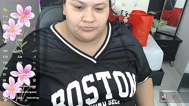 Aaliyah11 from StripChat