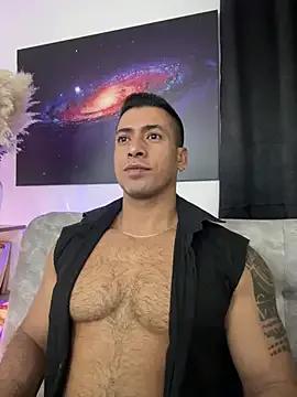 aaroncolombia from StripChat