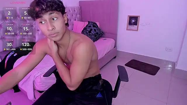 abby_latui from StripChat
