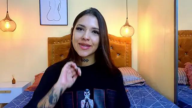 Abby_roussee from StripChat is Freechat