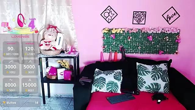 AbyanaGom from StripChat is Freechat