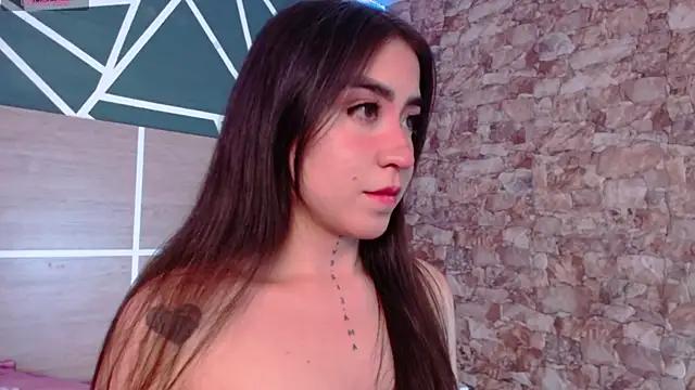 AdaaMillan from StripChat