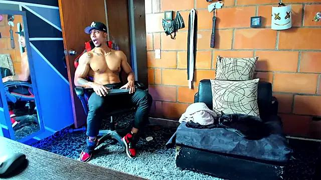 Adam_Valenciia from StripChat