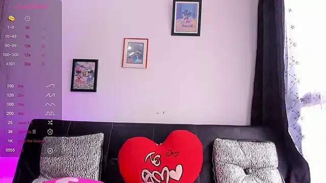 Girls: try live performances with matured performers, from dancing to quirks, in a variety of beautiful sex cams.