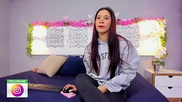 Girls: try live performances with matured performers, from dancing to quirks, in a variety of beautiful sex cams.