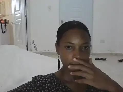 adele-33 from StripChat is Freechat