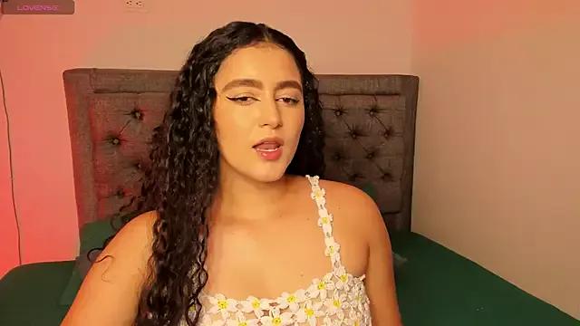 Adhara-zanne from StripChat