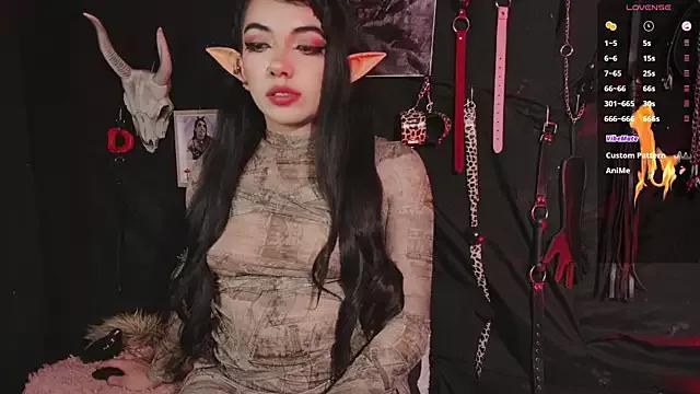 Agataaiko from StripChat