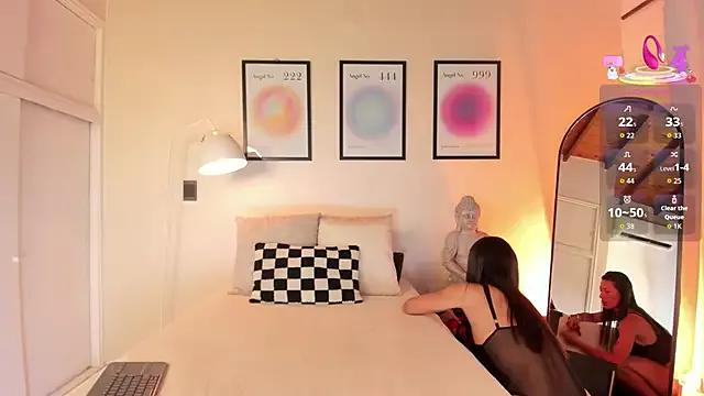 Agatha_Walker from StripChat is Freechat