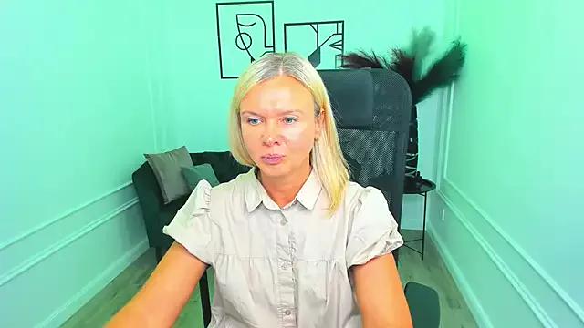 AgathaKlouin from StripChat