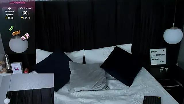 Girls: try live performances with matured performers, from dancing to quirks, in a variety of beautiful sex cams.
