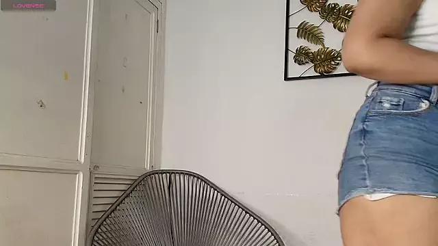 aida_guevara from StripChat