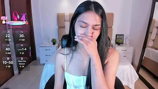 AidaJones from StripChat is Freechat