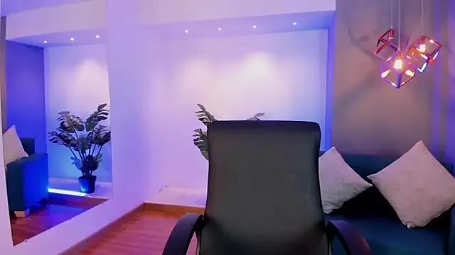 AidaJones from StripChat
