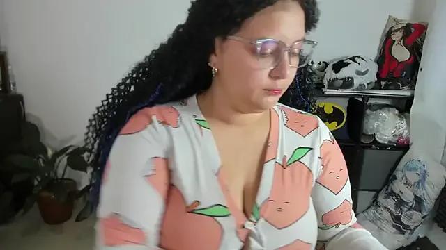 aika-dreams from StripChat