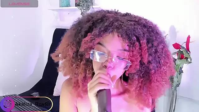 Akaliza_cute from StripChat