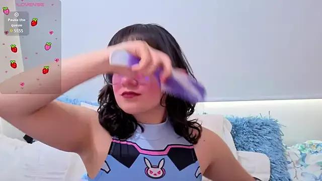 akire_charmed_ from StripChat is Freechat