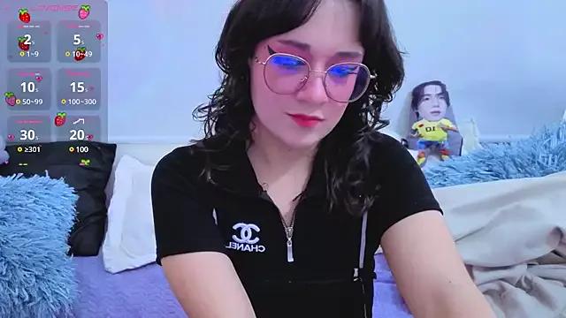 akire_charmed_ from StripChat is Freechat