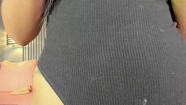 alahia_betancurx from StripChat