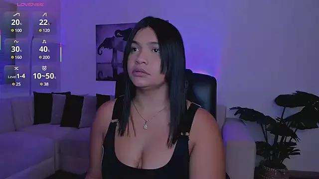 alaia7h from StripChat is Freechat