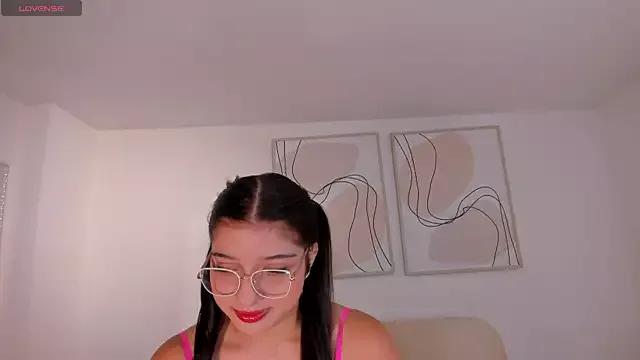 AlanaCardona from StripChat