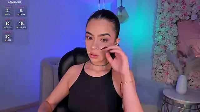 Girls: try live performances with matured performers, from dancing to quirks, in a variety of beautiful sex cams.