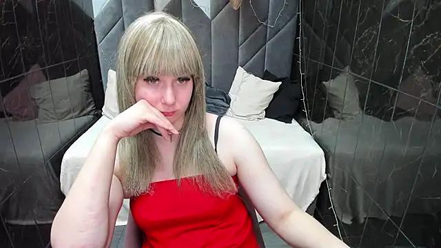 AlanaDreamy from StripChat