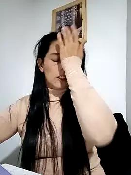 Alanna_11 from StripChat
