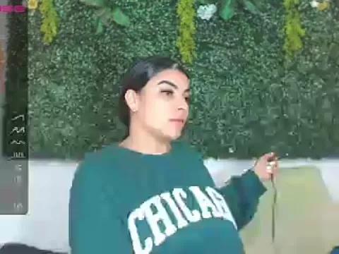 alanna_taylor from StripChat