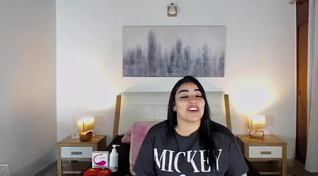 alanna_taylor from StripChat