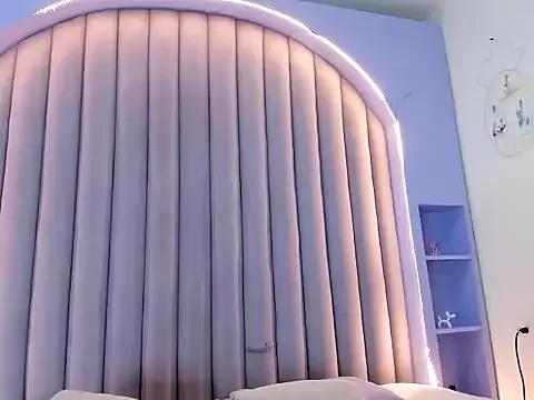 ALASKA_JONES from StripChat