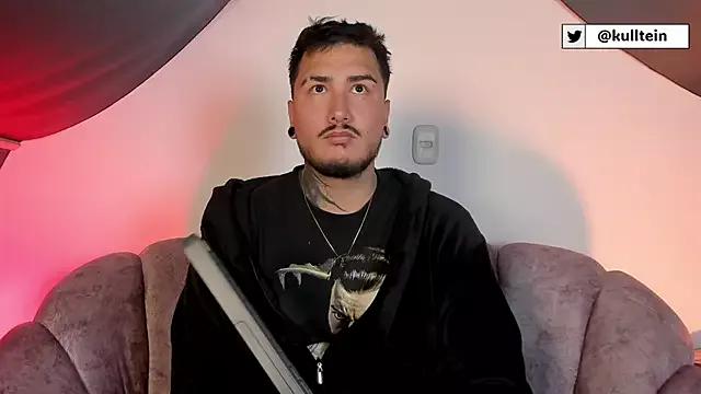 Alejandress_and_min from StripChat is Freechat