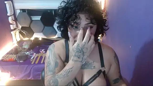 Alexa_Slavehot777 from StripChat is Freechat