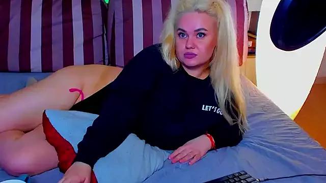 AlexaVibesGood from StripChat is Freechat