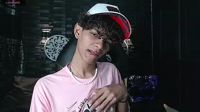 Alexes_risos webcams show profile image 
