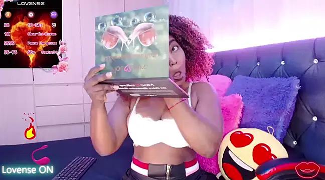 Aliana_Ross from StripChat