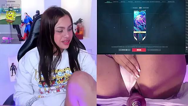 Alice_Roys from StripChat is Freechat