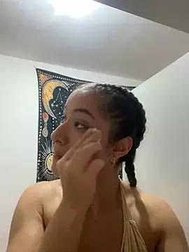 Alicia_ALICIA from StripChat is Freechat