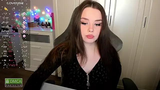 Girls: try live performances with matured performers, from dancing to quirks, in a variety of beautiful sex cams.