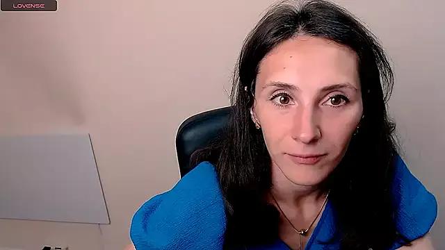 AlissaJersi from StripChat is Freechat