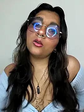Alliccee from StripChat
