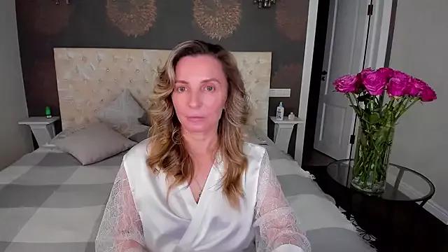 AllisonWilliams from StripChat is Freechat