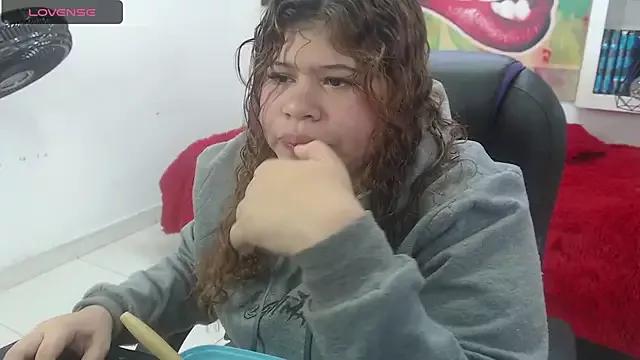allysson_10 from StripChat is Freechat