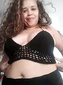 Alma_Sexyy from StripChat is Freechat