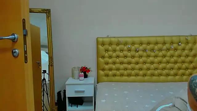 AlmaFancy from StripChat