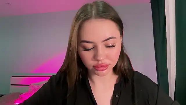 AlmaryKim from StripChat