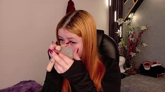 almma_shy on StripChat 