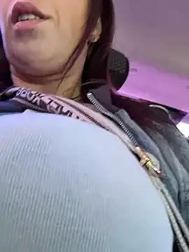 Almmaxxxx from StripChat