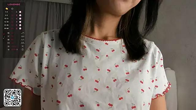 AlodiaAxley from StripChat is Freechat